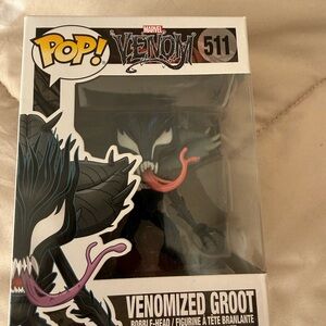 Funko POP! Venomized Groot - Black, White, Pink